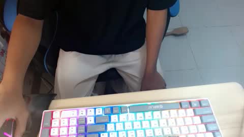 Snapshot of aj_cumxx chatting on September 15, 11:17 pm AJ online show from September 15, 11:17 pm