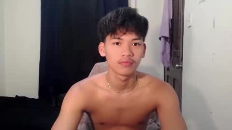 aj_daksxx online show from April 22, 5:46 am