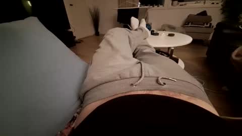 ak_2 online show from February 8, 5:13 am