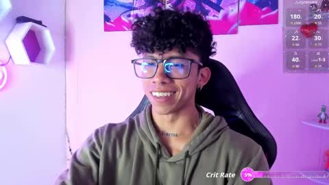 Snapshot of akazaboy chatting on September 19, 4:35 am akazaboy online show from September 19, 4:35 am