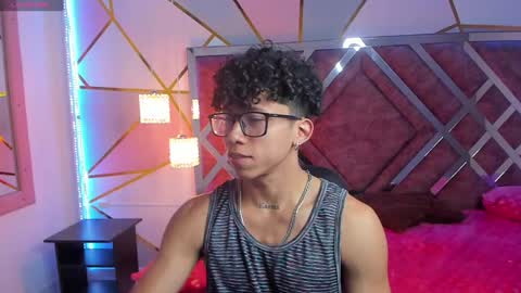 Snapshot of akazaboy chatting on January 20, 4:21 am akazaboy online show from January 20, 4:21 am