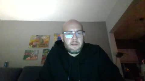 Snapshot of akpchi1984 chatting on December 18, 1:37 am akpchi1984 online show from December 18, 1:37 am