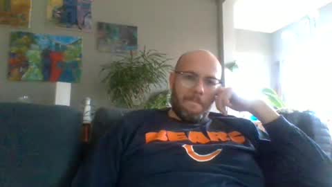 Snapshot of akpchi1984 chatting on December 11, 6:05 pm akpchi1984 online show from December 11, 6:05 pm