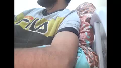 Brown arab man online show from November 25, 7:27 pm