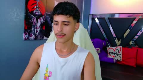 alan_del_reyx2 online show from January 31, 8:22 am