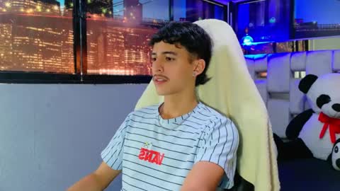 alan_del_reyx2 online show from January 22, 7:34 pm