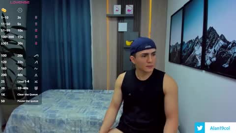 Alan  Kevin can we reach 100 thumbs up please guys  online show from March 9, 11:36 am