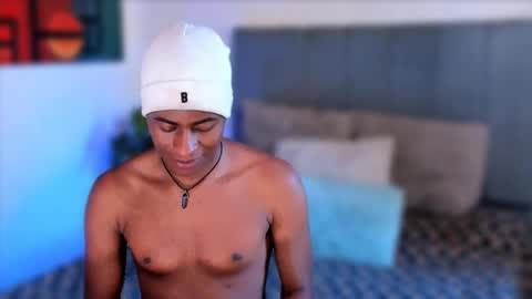 Snapshot of alan_scot chatting on October 7, 8:57 pm Alan and Criss - WE JUST FRIENDS WITH BENEFITS BOTH VERS online show from October 7, 8:57 pm