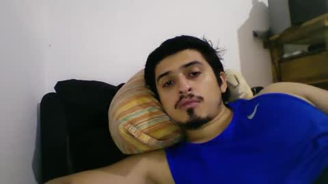 alanargenttt25 online show from April 3, 5:37 am