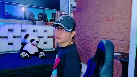 ALAN DEL REY online show from December 2, 5:10 am