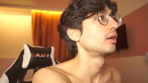 idenavarre online show from February 2, 11:11 pm