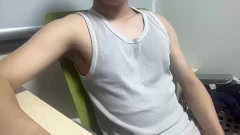 alanwu12 online show from October 1, 7:23 am