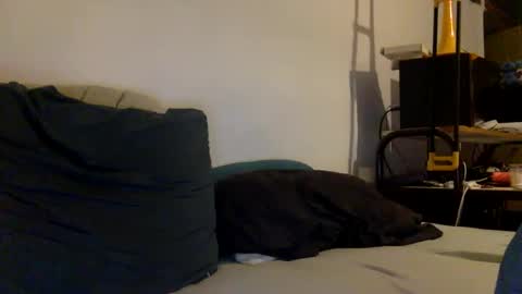 albandant online show from December 19, 8:24 am