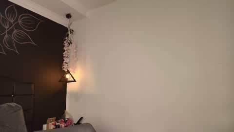 ALEC ANDREWS online show from November 18, 7:06 pm