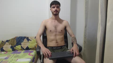 aleex_miller online show from December 18, 8:10 am