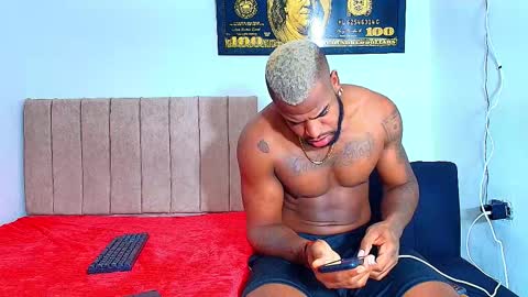 alejo_21cm online show from October 10, 9:47 am