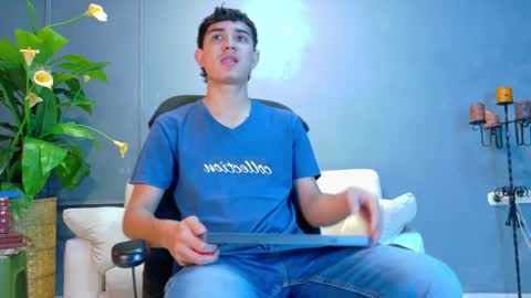 alejo online show from June 2, 1:23 pm