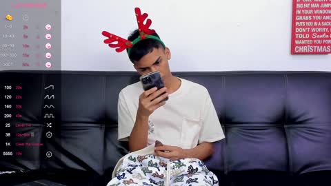 Snapshot of alejo_peverell chatting on December 7, 6:48 pm alejo peverell online show from December 7, 6:48 pm