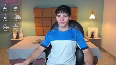 ALejoo Saenz online show from November 14, 3:35 pm