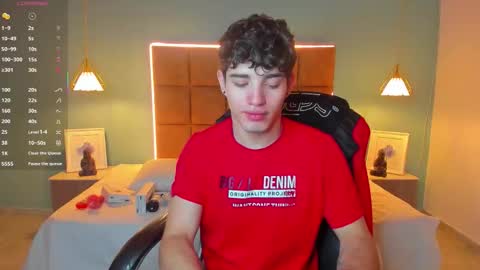 ALejoo Saenz online show from October 10, 4:17 am