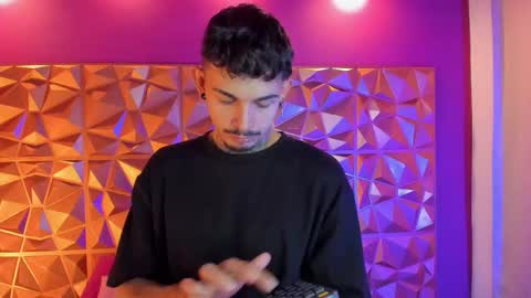 aleking13 online show from October 28, 1:13 pm