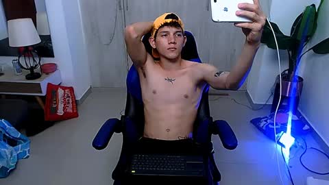 alessandrith104266 online show from December 5, 2:53 am