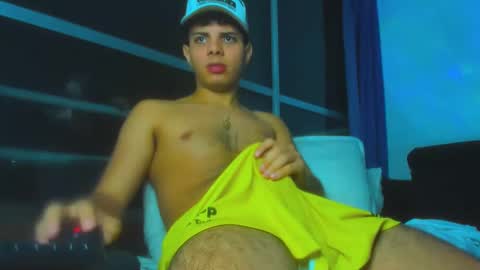 Snapshot of alessandro__777 chatting on October 23, 7:34 am Alessandro online show from October 23, 7:34 am