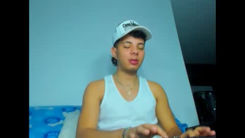 Snapshot of alessandro__777 chatting on September 14, 5:09 am Alessandro online show from September 14, 5:09 am