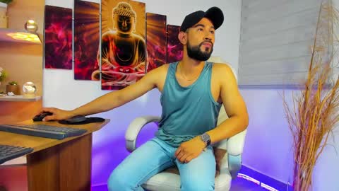 ALESSANDRO  WYE online show from January 8, 5:16 am