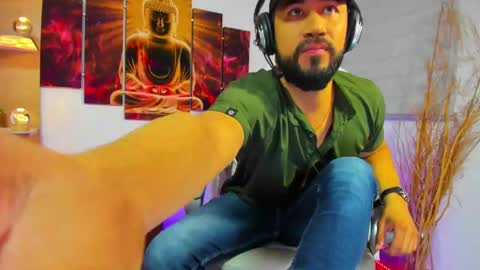 ALESSANDRO  WYE online show from January 16, 10:10 am