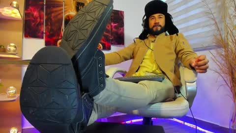 ALESSANDRO  WYE online show from December 22, 12:38 pm