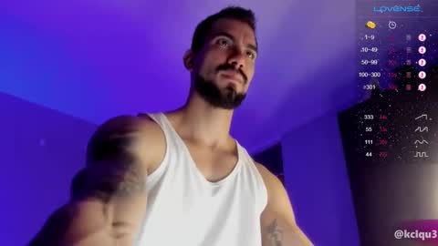 Snapshot of alessandro_dibellucci chatting on March 9, 11:25 am Kciqu3  Independent model online show from March 9, 11:25 am