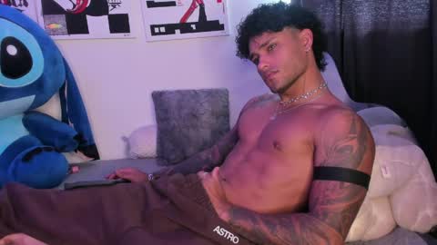 Alessandro Vanni online show from May 15, 1:30 pm