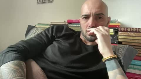 alessandromori91 online show from March 24, 3:17 pm