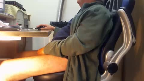 Snapshot of alex47100 chatting on January 11, 9:26 am alex47100 online show from January 11, 9:26 am