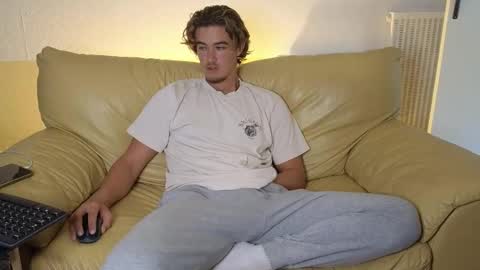 Alex83530 online show from October 26, 9:44 am