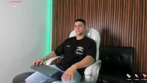 alex online show from January 10, 1:26 pm