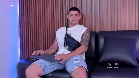 alex online show from January 17, 1:03 pm