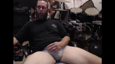 Snapshot of alex_dumble chatting on October 28, 1:08 am alex_dumble online show from October 28, 1:08 am