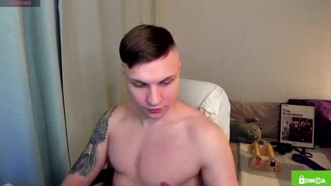 alex_milson online show from April 12, 6:42 pm