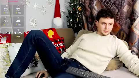 Alex online show from December 14, 3:47 pm