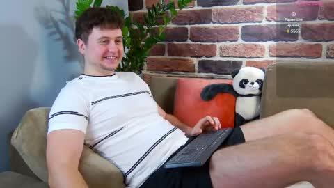 Alex online show from October 4, 7:46 am