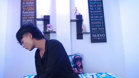 Snapshot of alex_russo__ chatting on October 7, 3:32 am alex_russo__ online show from October 7, 3:32 am