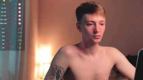 alex_schafer online show from September 9, 4:45 am