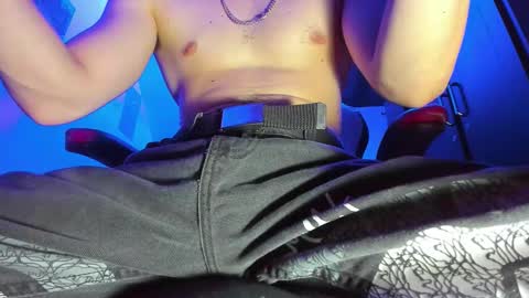     online show from February 12, 7:09 pm