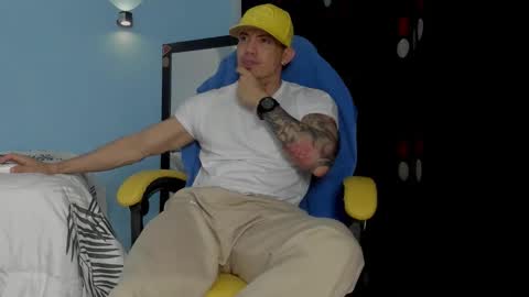 alex_sthorm online show from November 14, 4:04 am