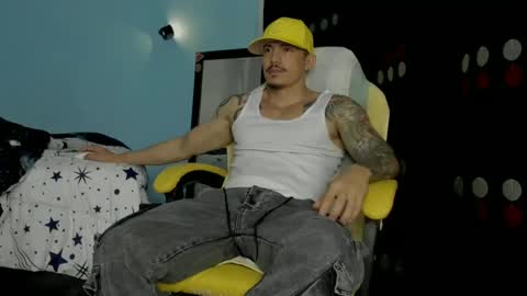 alex_sthorm online show from September 28, 5:27 am