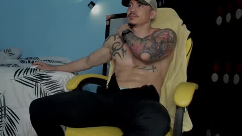 alex_sthorm online show from October 12, 5:56 am