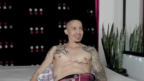 alex_sthorm online show from December 22, 1:11 pm