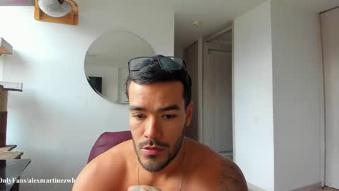 Onlyfansalexmartinezwb  Instagram alexwbmartinez  Twitter martinezcb937 online show from July 15, 10:49 pm